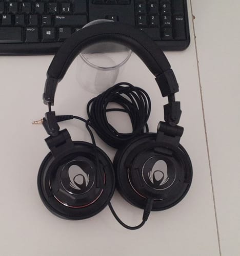 Customer photo review of Talomen Ti660x | Professional Studio Monitoring Wired Headphone
