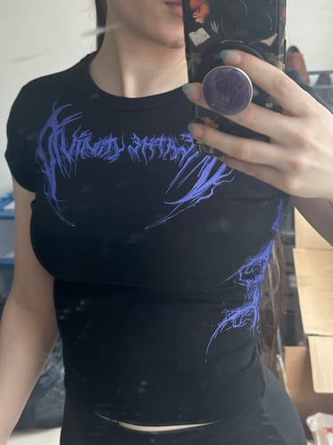 Customer photo review of Womens Voltage Cropped Baby Tee [DUSK]