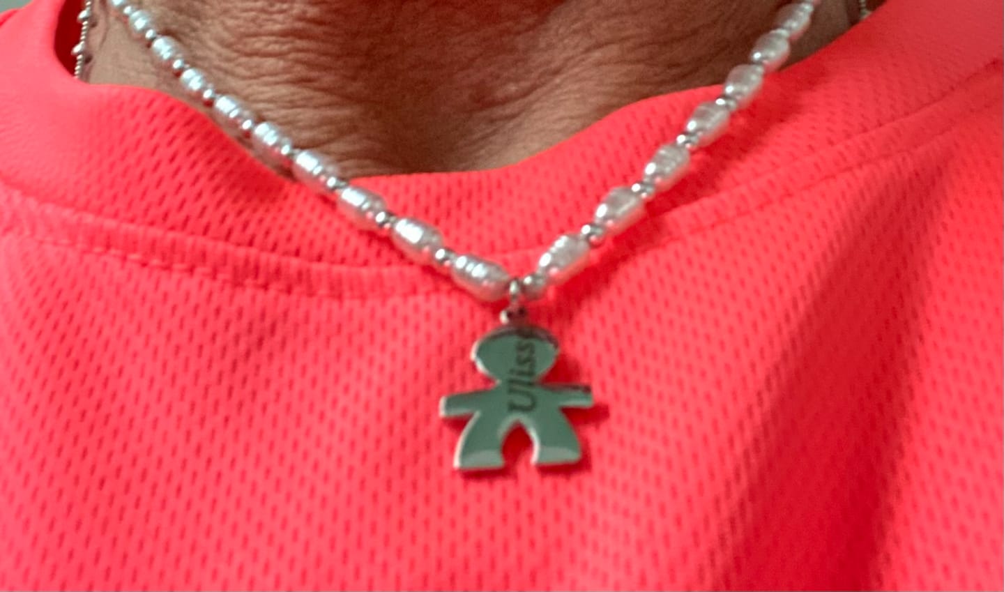 Customer photo review of Girocollo Family In Perle con ciondoli Bimbo Personalizzati
