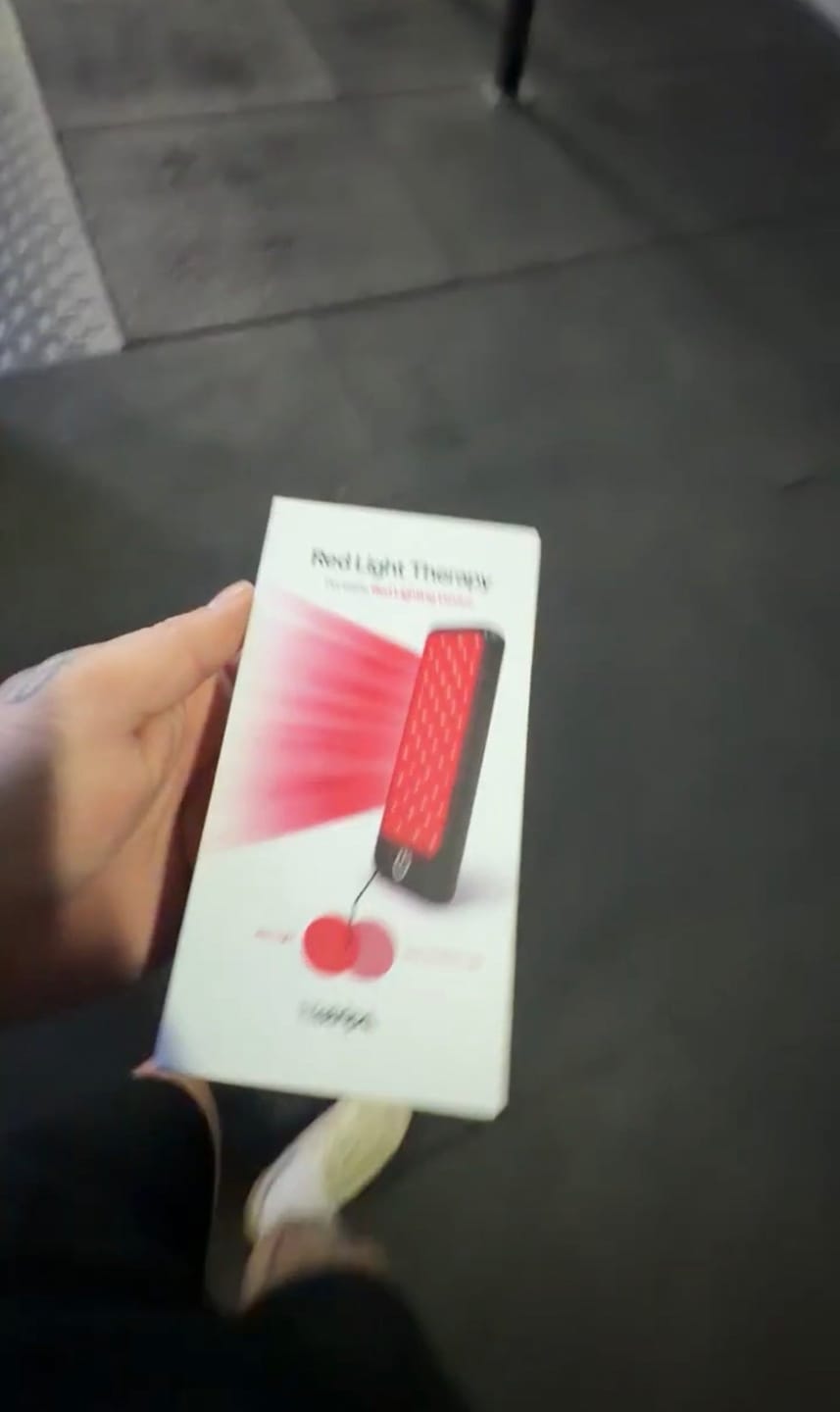 Customer photo review of Red & Infrared Recovery Light Panel