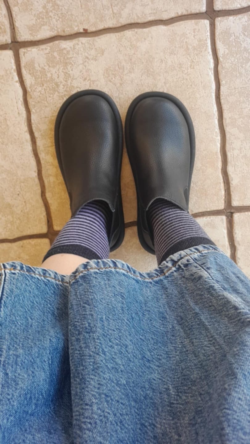 Customer photo review of Women Autumn Pure Color Soft Leather Flat Boots