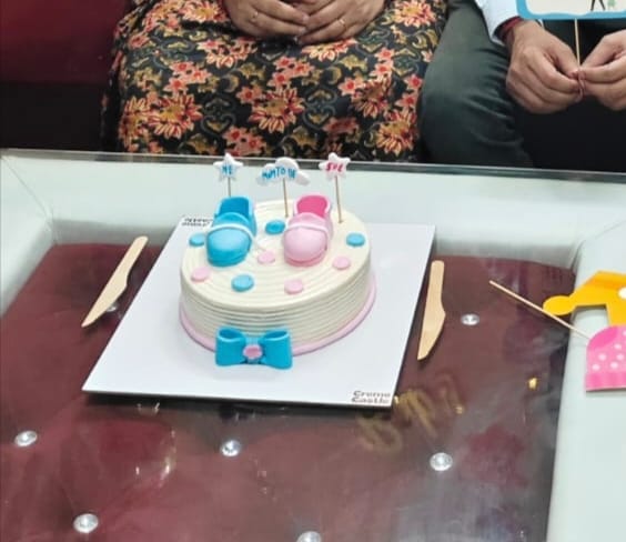 Customer photo review of Baby Shower Shoes Design Cake