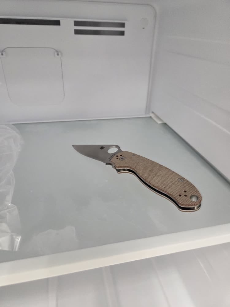 Customer photo review of Spyderco Para 3 Compression Lock Knife Brown Micarta (SC223MPCW)
