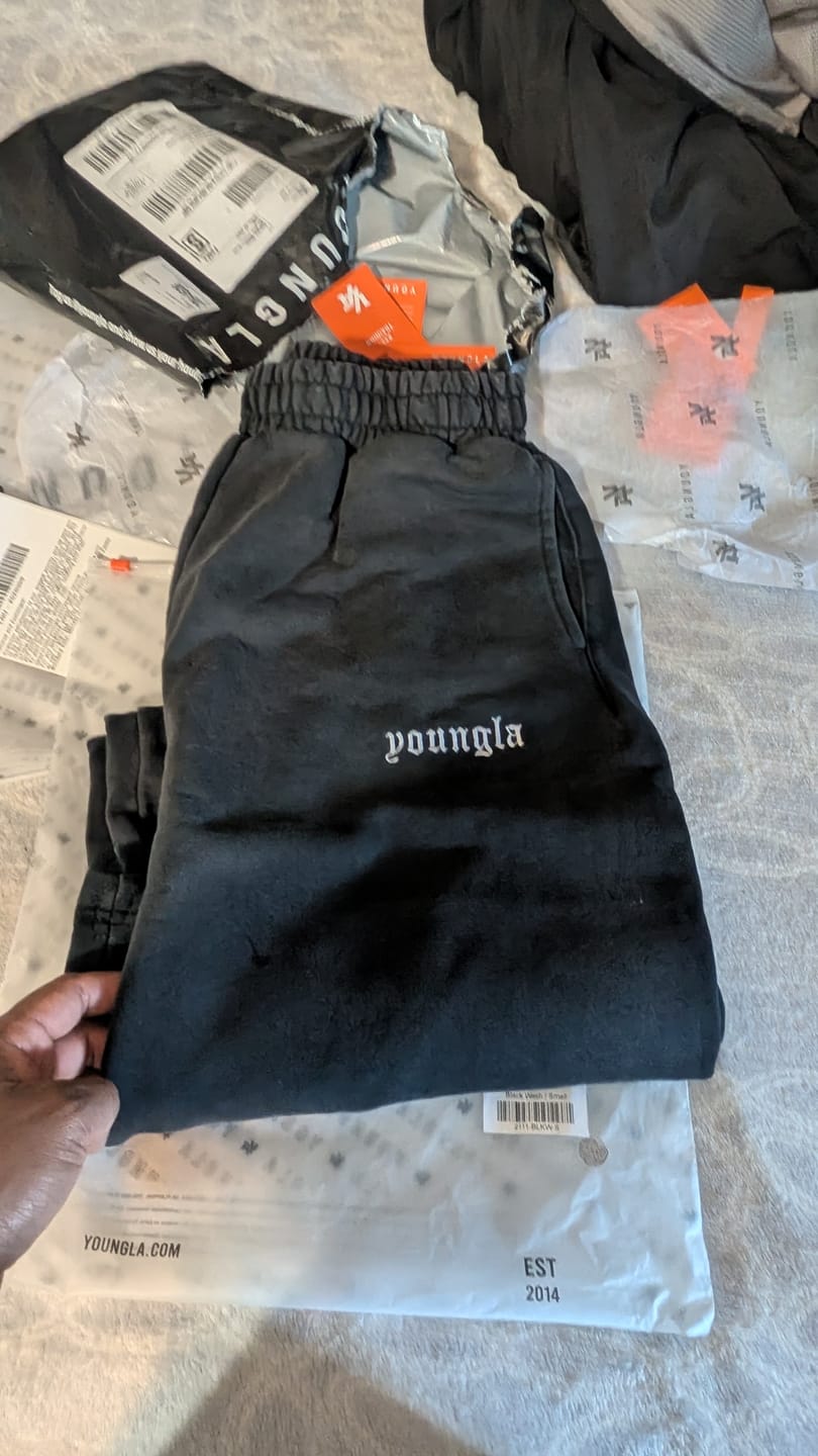 Customer photo review of 2129 - Core Baggy Sweats