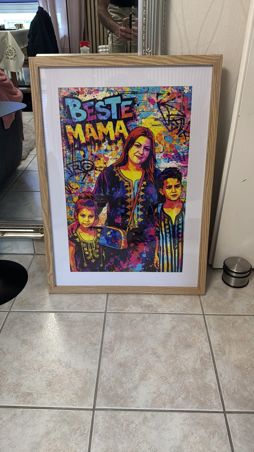 Customer photo review of Streetart für Mama - Personalisiertes Poster mit Streeart-Effekt