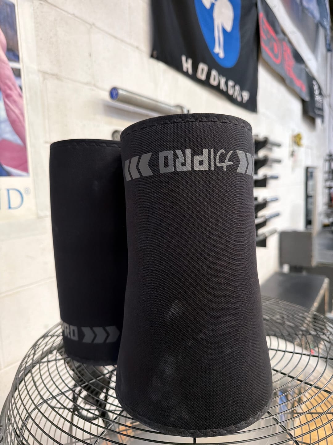Customer photo review of 7MM Inferno PRO Knee Sleeves - EXTRA STIFF NEOPRENE