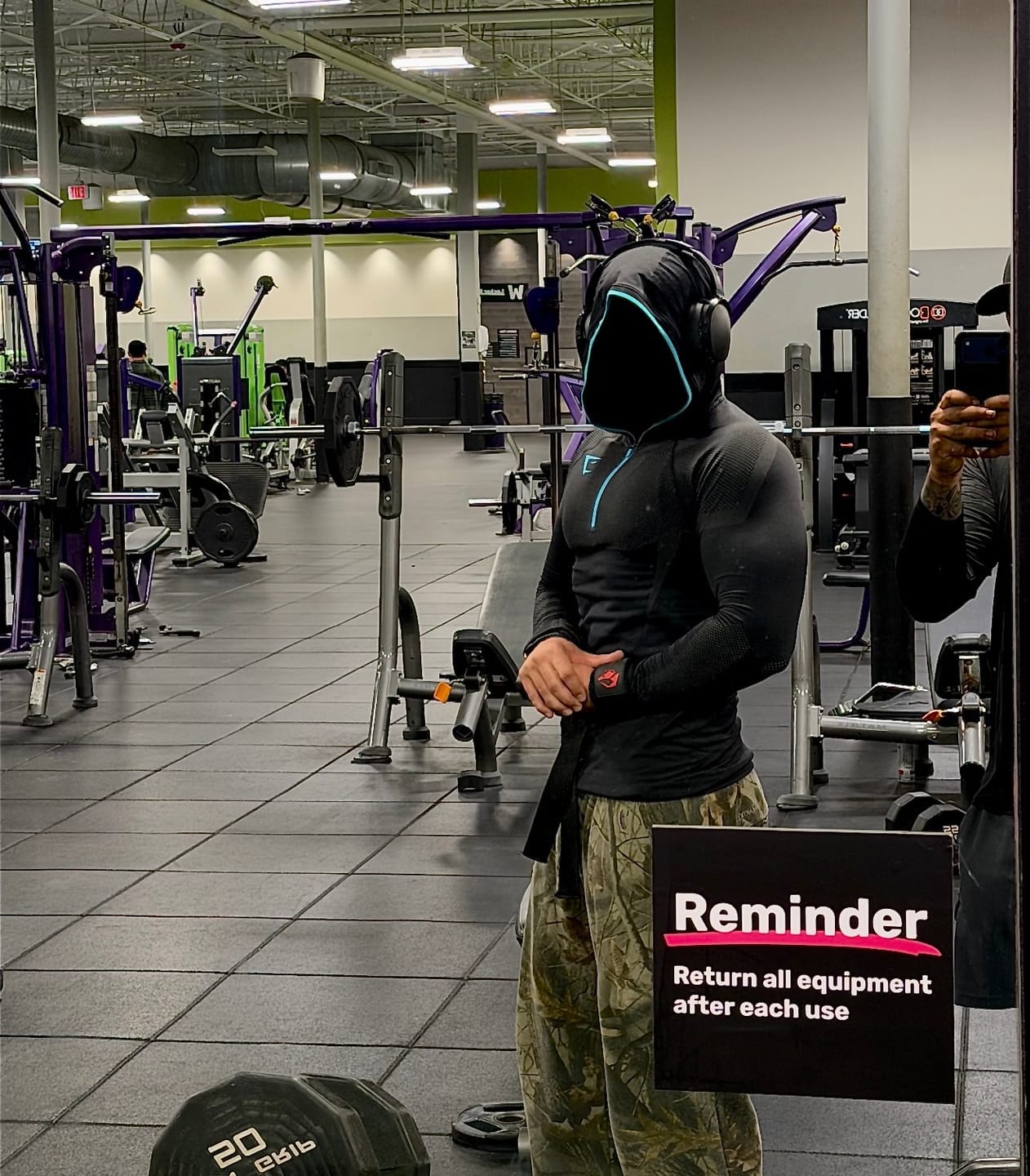 Customer photo review of 2155 - Camo Pump Cover Joggers
