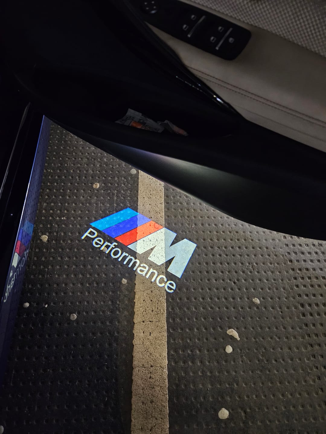 Customer photo review of BMW M KEYCHAIN