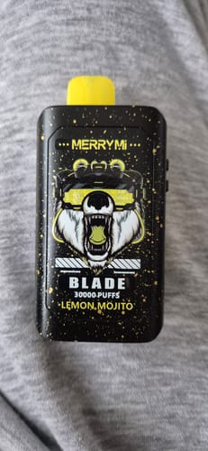 Customer photo review of Merry-Mi - Blade 30K - Puff Jetable / Vape Disposable - 5% nicotine