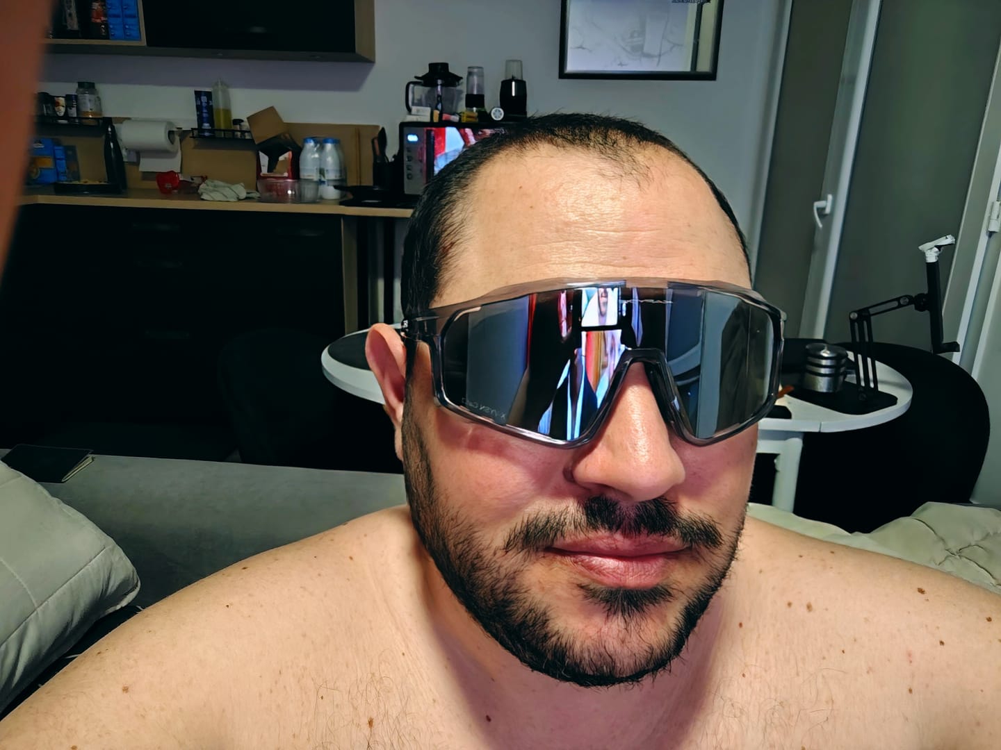 Customer photo review of Kapvoe X76 Sports Sunglasses