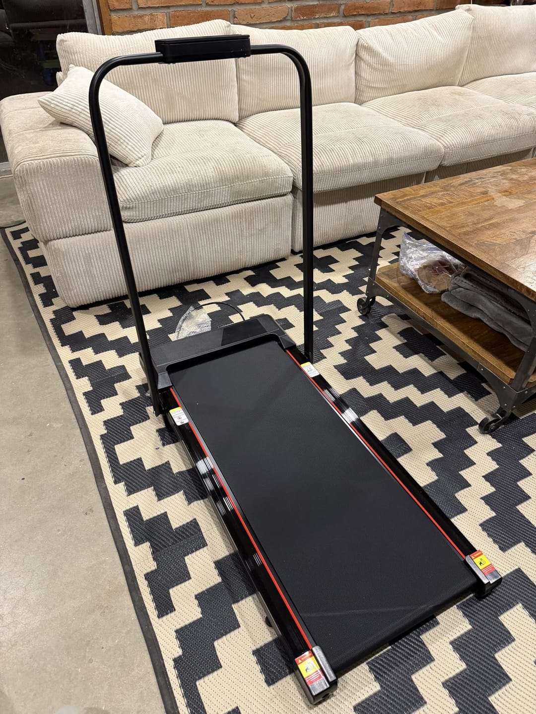 Customer photo review of Umay X5F Folding 3-in-1 Portable Treadmill with 16% Incline Max 10 KM/H
