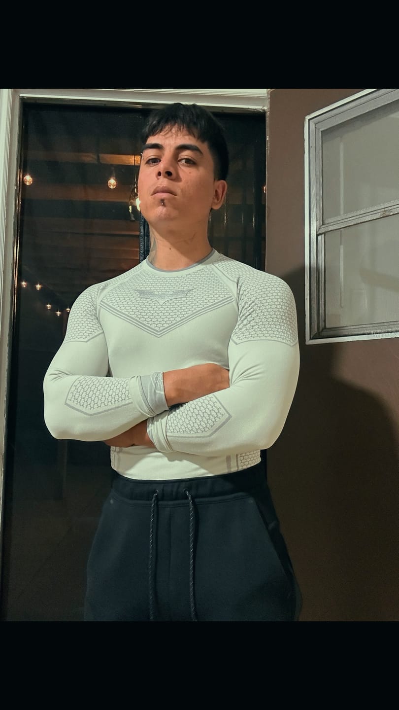 Customer photo review of 8004 - Batman Compression Longsleeves
