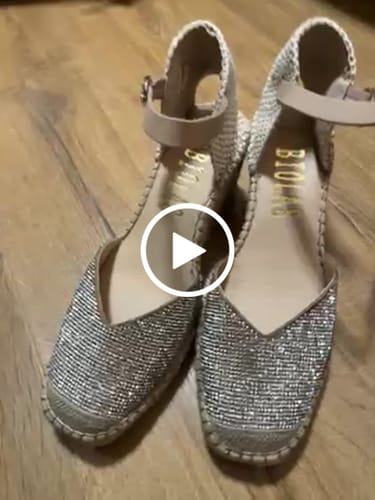 Reseña con vídeo de un cliente sobre Alpargata Inma Beige