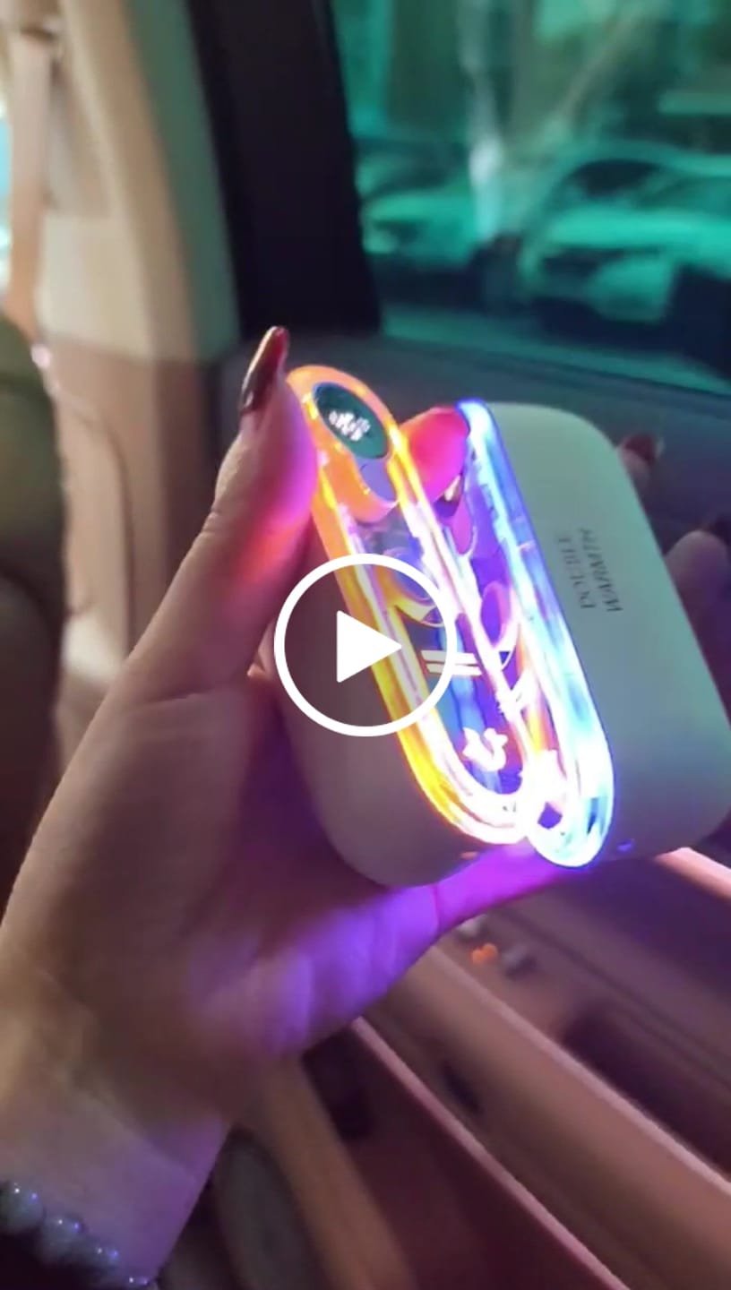 Customer video review of CapyCosy Twin Hand Warmer + Powerbank
