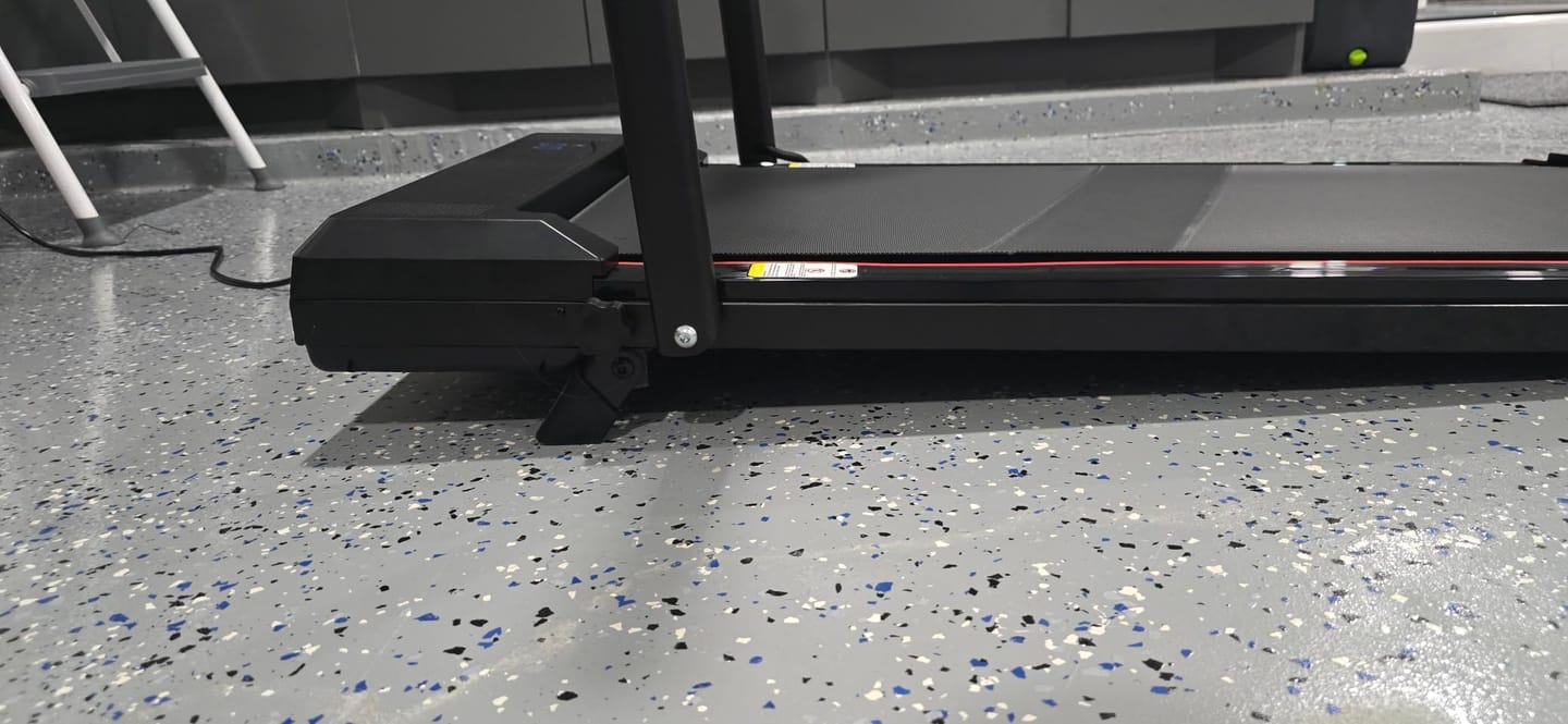 Customer photo review of Umay X5F Folding 3-in-1 Portable Treadmill with 16% Incline Max 10 KM/H