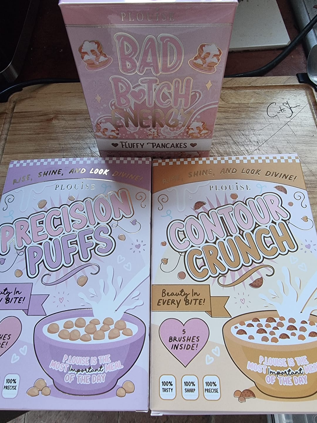 Customer photo review of Precision Puffs Brush Set