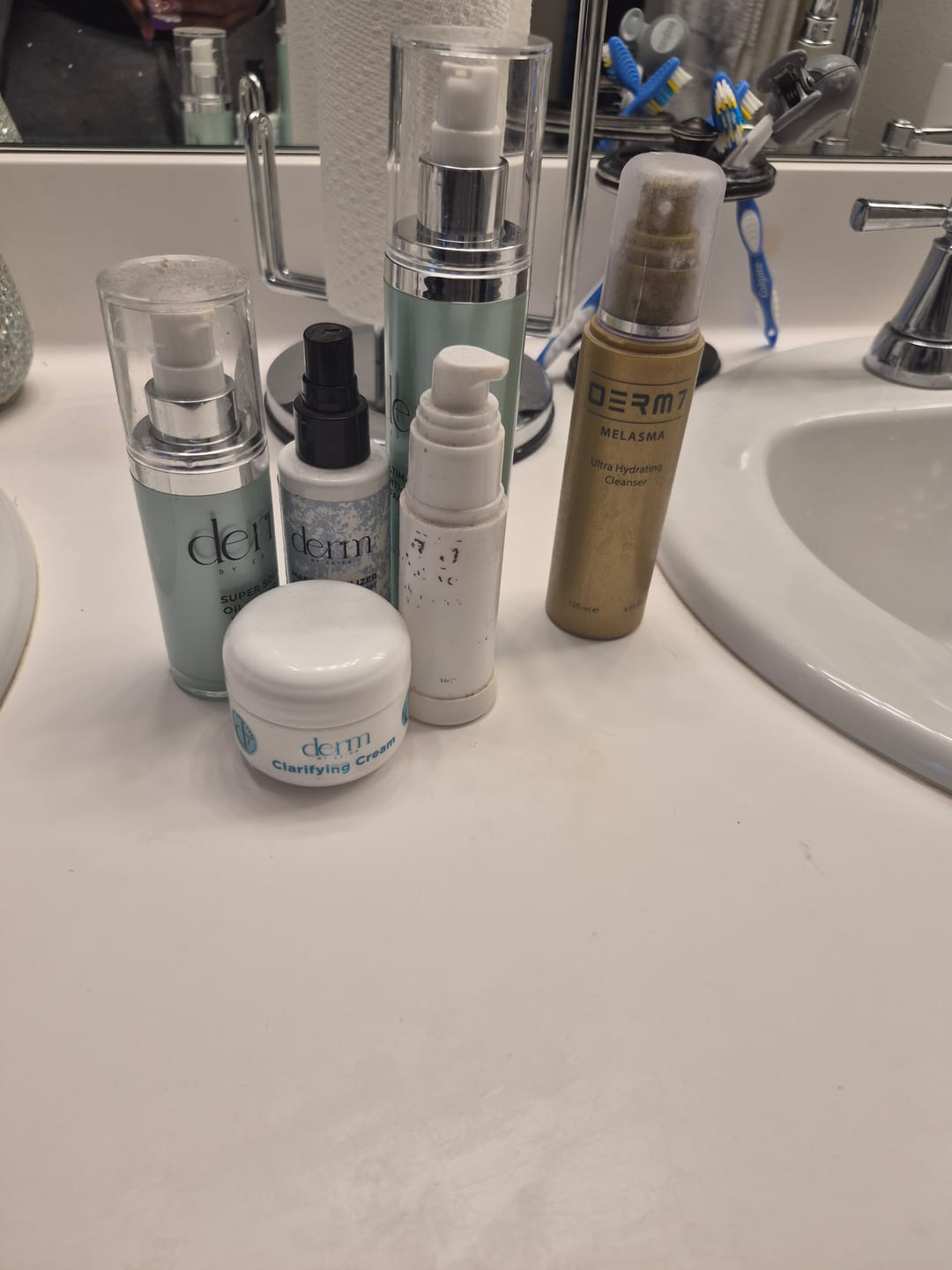 Customer photo review of Ultimate Clear Anti-Bacterial Facial Wash