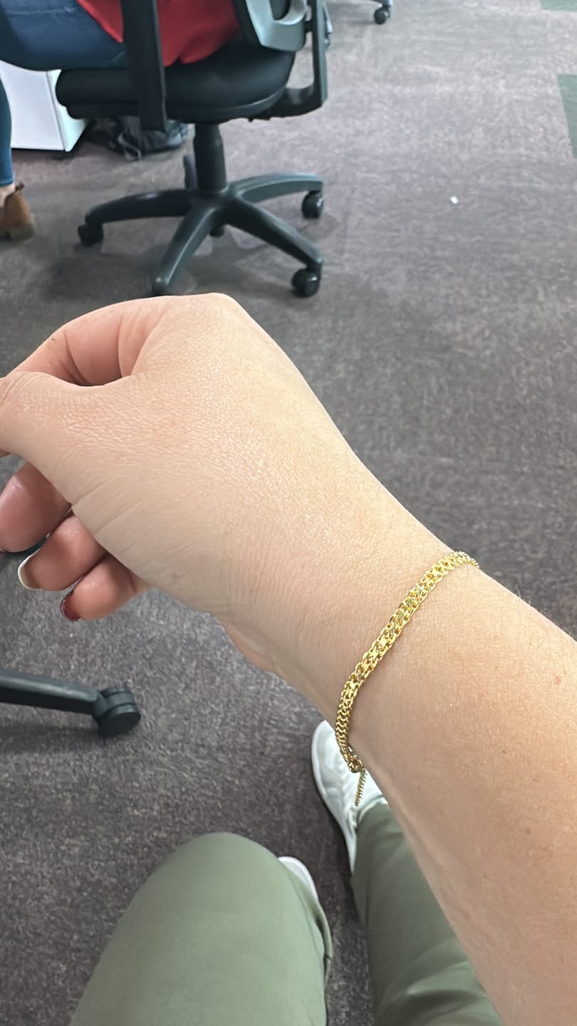 Customer photo review of Pulsera Bismarck en Oro laminado 18k
