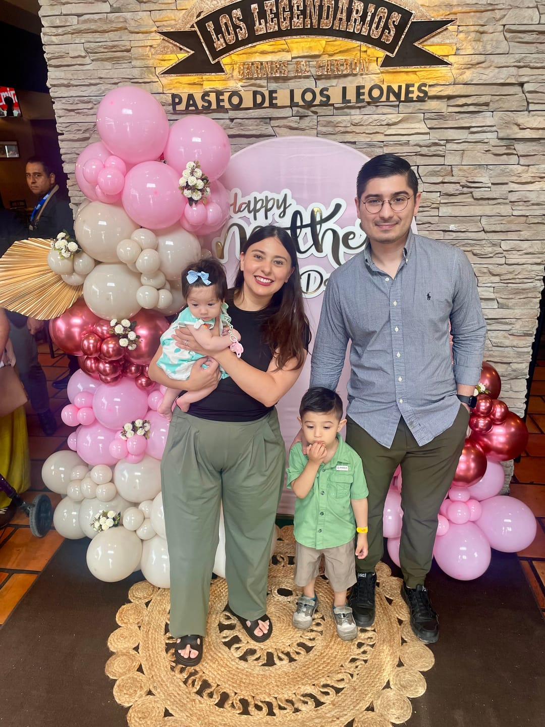 Customer photo review of All-day Pants - Army