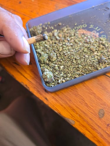 Customer photo review of Dubai Chocolate THCA Flower