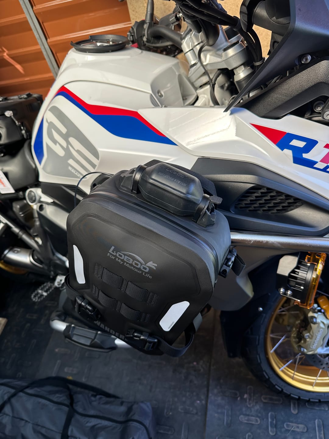 Customer photo review of Inflatable Crash Bar Bag | 300KG Passive Protection | IPX7 Waterproof