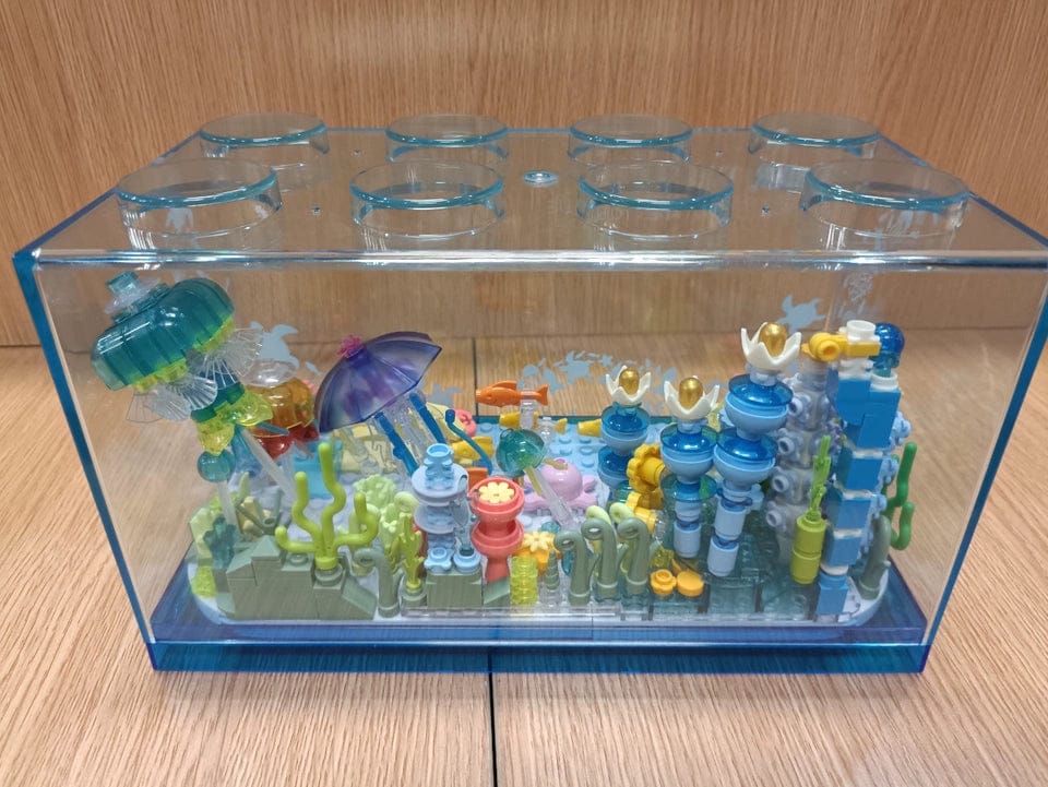 Customer photo review of Fish Tank Aquarium Building Block Set with Light Ocean Under the Sea Brick Kit Toys