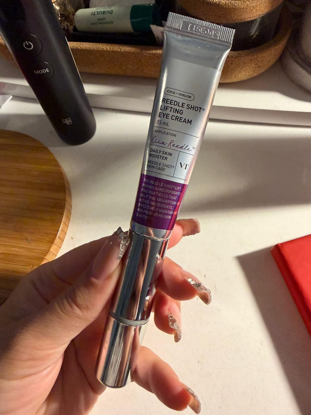 Customer photo review of Masāžas liftinga krēms ādai ap acīm ar mikroadatām VT Cosmetics Reedle Shot Lifting Eye Cream