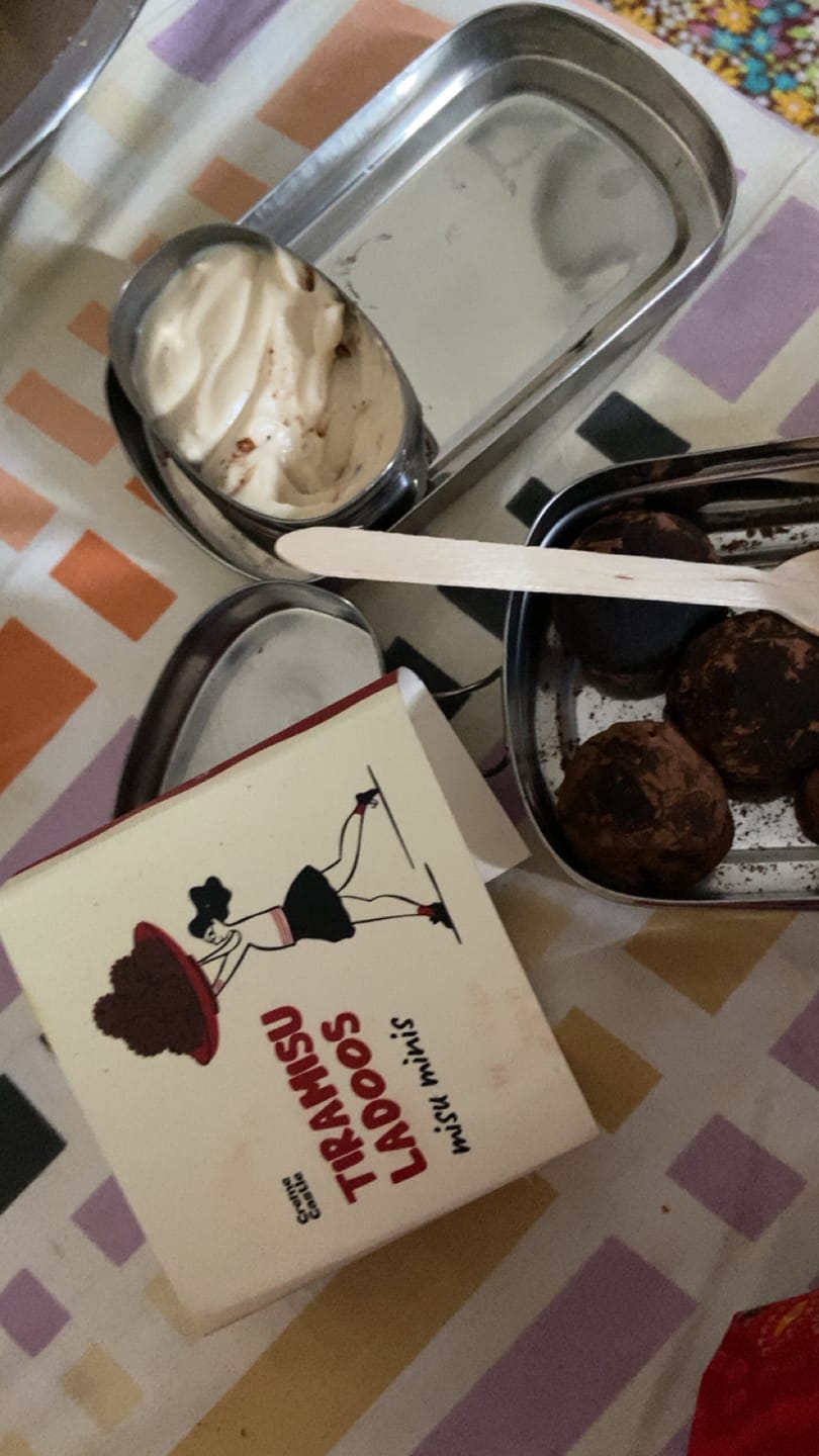 Customer photo review of Tiramisu Ladoos (5 Pcs)