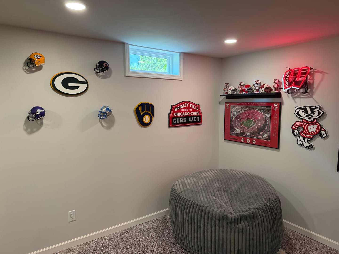 Customer photo review of Chicago Cubs Wrigley Field Marquee Metal Wall Art