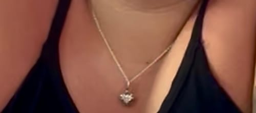 Customer photo review of COLLAR SPARKLING BLUE MOON PANDORA + KIT DE REGALO