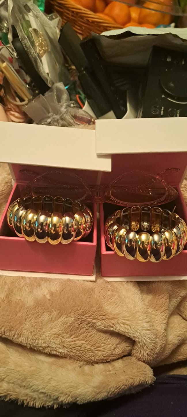 Customer photo review of Belle Bubble Bangles