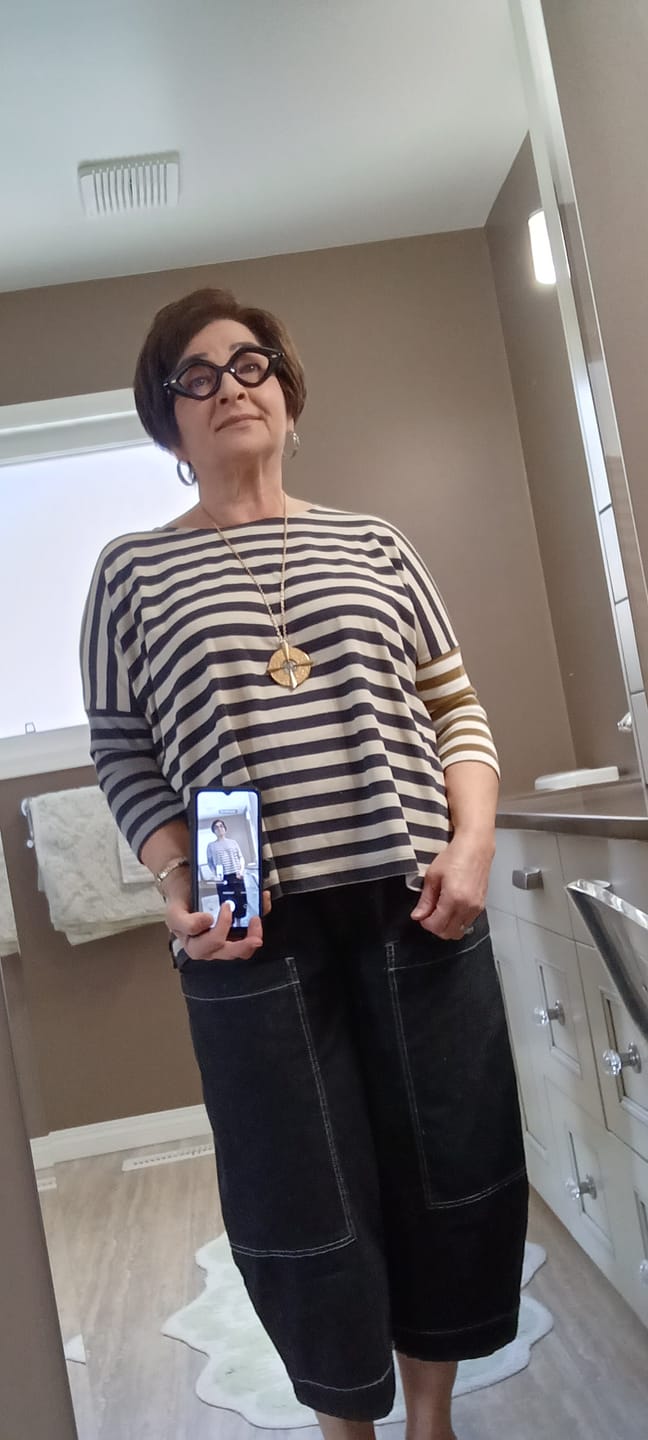 Customer photo review of Bold Barrel Capri Pants, Jet Denim