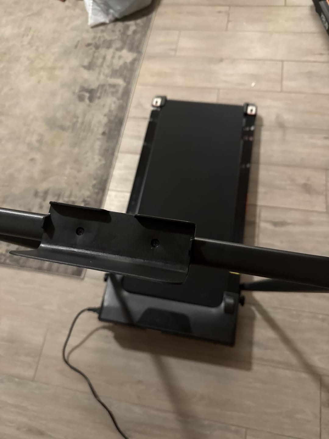 Customer photo review of Umay U18F Folding 3-in-1 Walking Pad with 10%/15% Incline 1-10 km/h