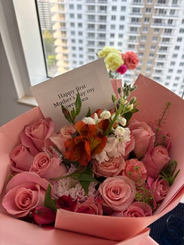 Customer photo review of Pink Mixed Bouquet - Mother's Day
