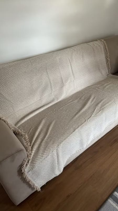Customer photo review of Herringbone Sofa Cover – Elegant Microfiber Protector