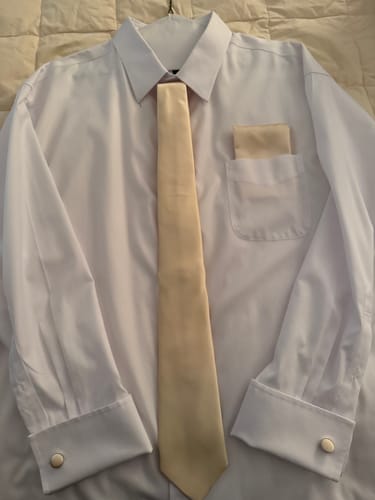 Customer photo review of Ivory Solid Necktie Pocket Square Cufflinks Set