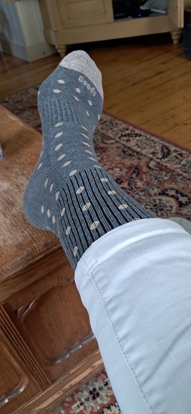 Customer photo review of Hiking socks - dots