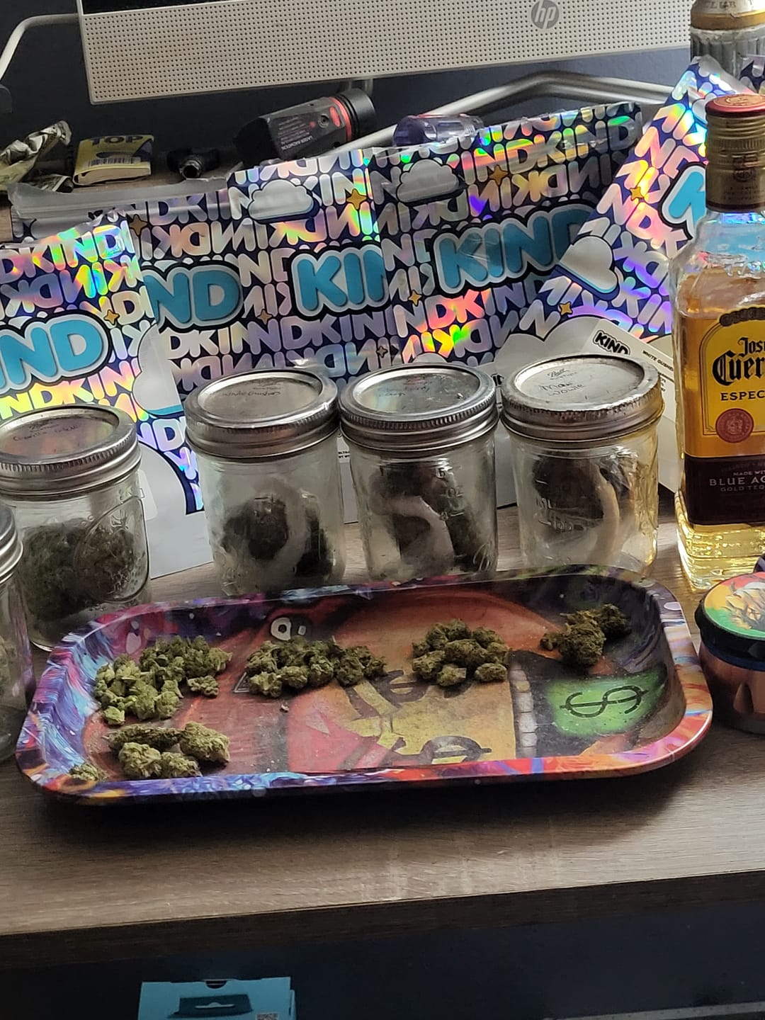 Customer photo review of Gorilla Glue - 14 Grams - Hybrid