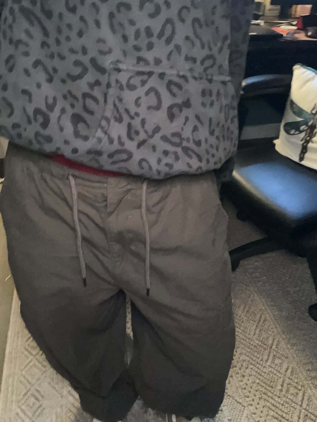 Customer photo review of W283 Off-Duty pants