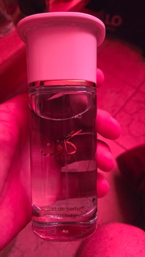 Reseña con foto de un cliente sobre Perfume Ahmed al Maghribi KAAF 100ML XDP