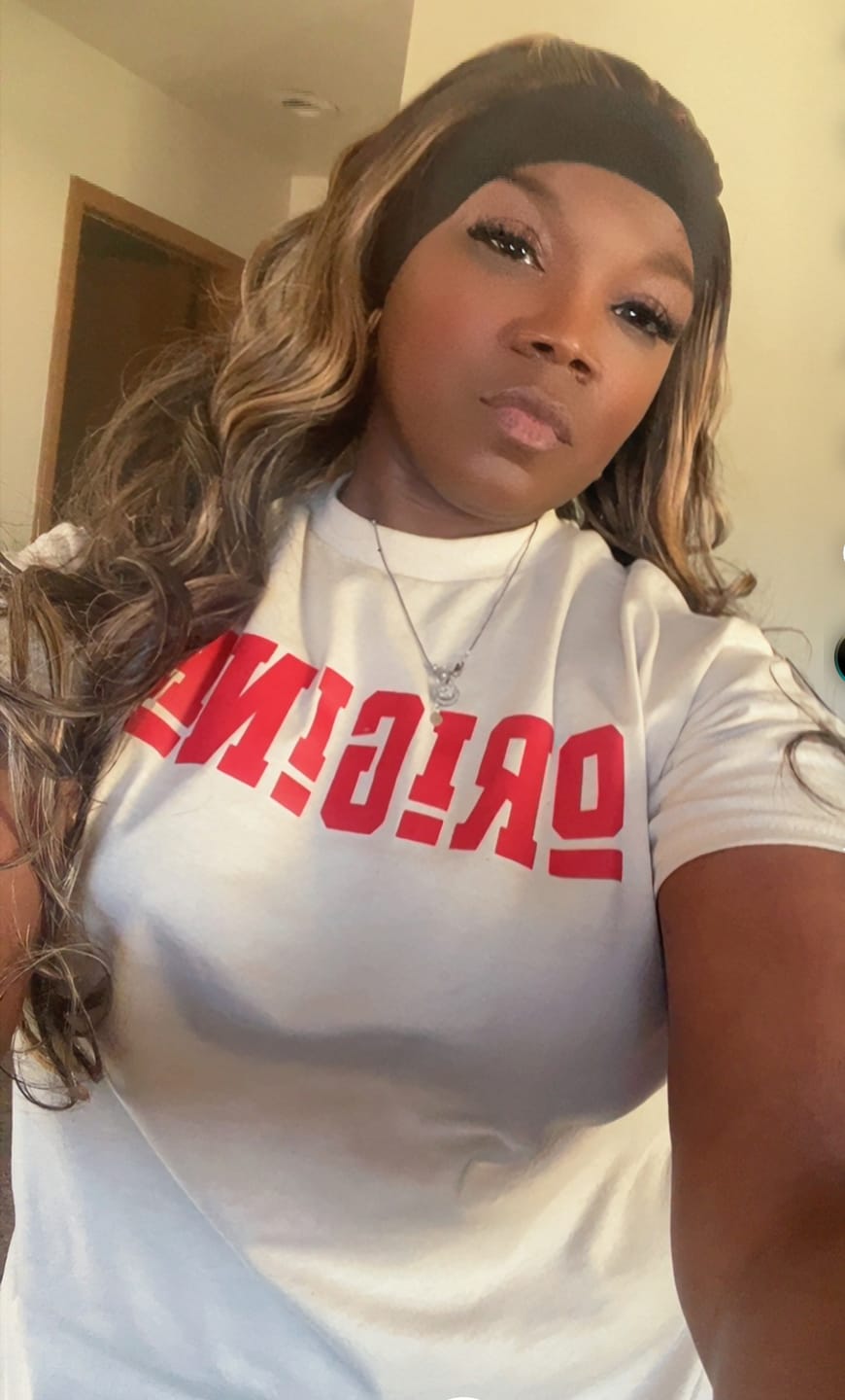 Customer photo review of ORIGINAL Signature T-Shirt (Red Print)