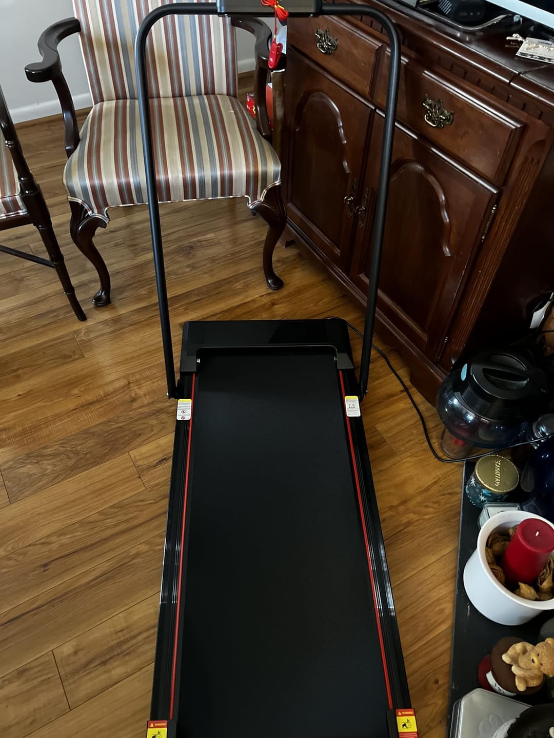 Customer photo review of Umay X5F Folding 3-in-1 Portable Treadmill with 16% Incline Max 10 KM/H