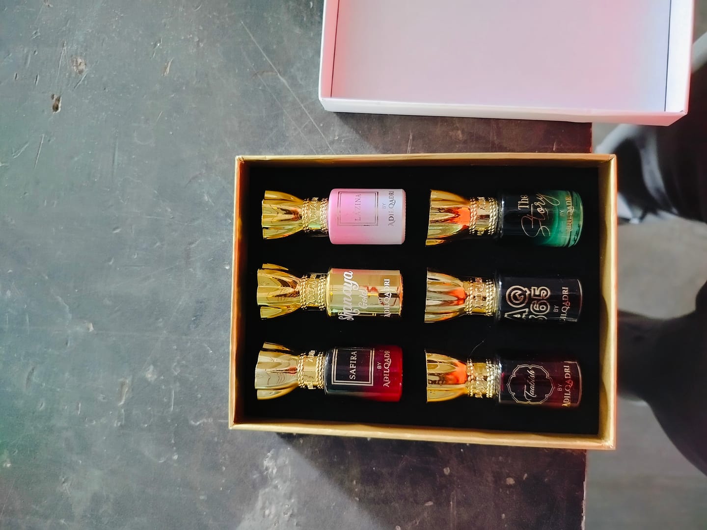 Customer photo review of Essensia Luxury Attar Perfume Gift Set (6 x 5.5Ml)