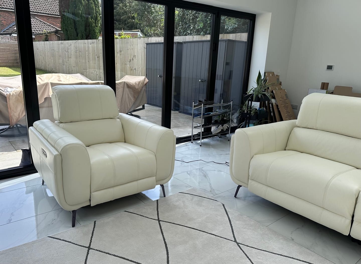 Customer photo review of Amber 3+1+1 Seater Sofa Set, Power Recliner & Headrests, Frost Leather