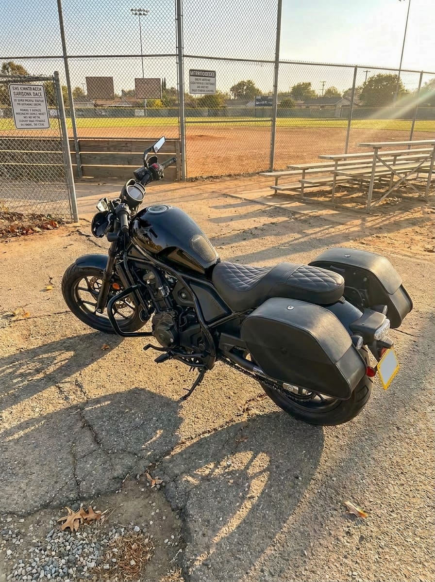 Customer photo review of 28L - Panzer Medium Quick Mount Honda Rebel 1100 Leather Saddlebags