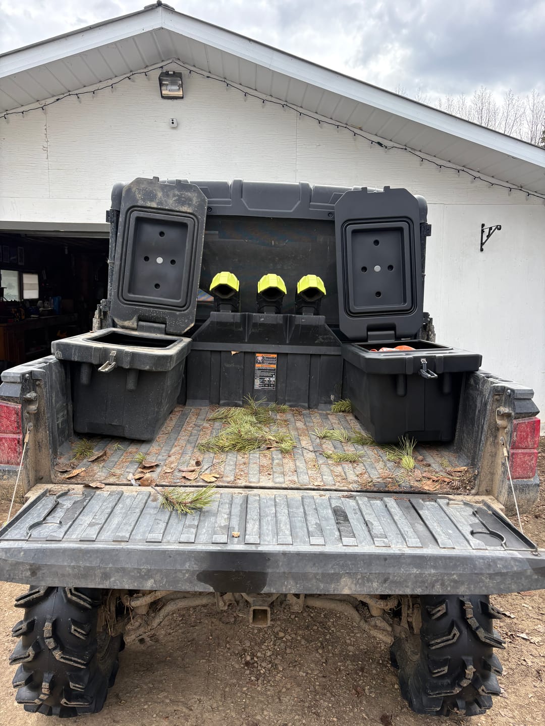 Customer photo review of 45L Waterproof Bed Cargo Box (Passenger Side) for Polaris Ranger