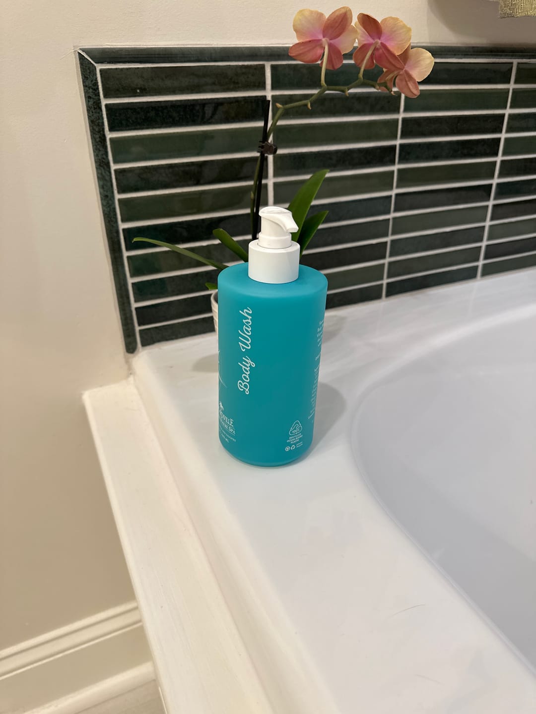 Customer photo review of Margaritaville Body Wash