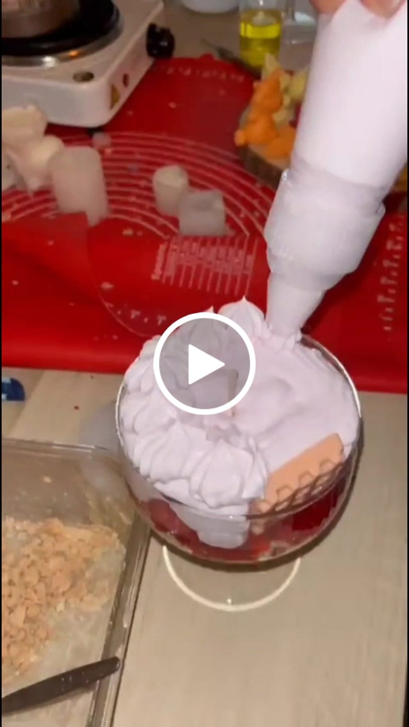 Customer video review of Fragancia PIRULETA  HEART