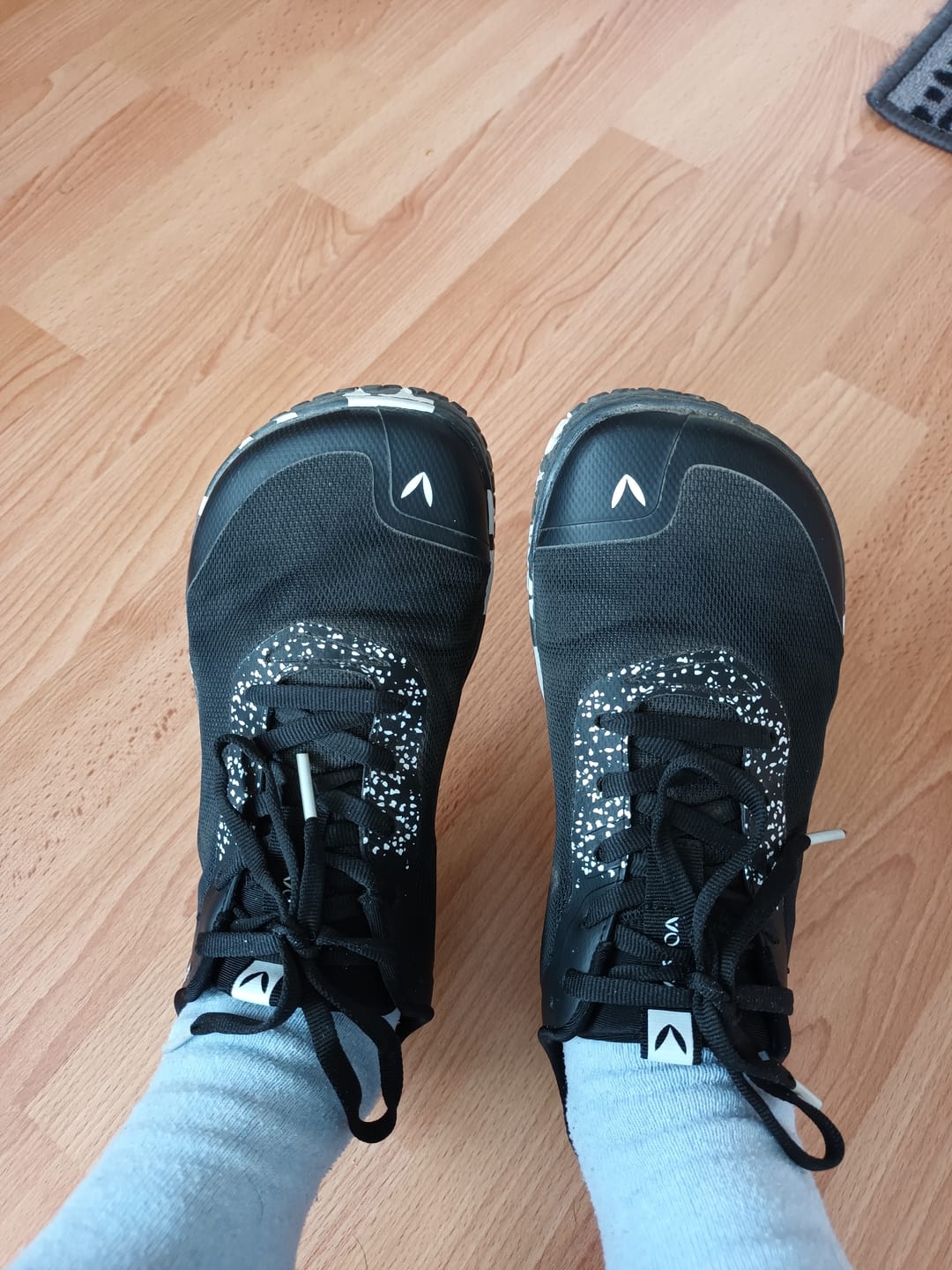 Customer photo review of Vaistoa Lento -paljasjalkajuoksukengät