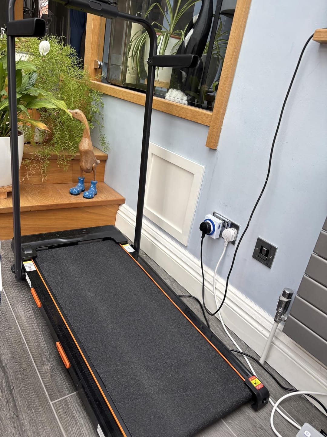 Customer photo review of Umay X5F Folding 3-in-1 Portable Treadmill with 16% Incline Max 10 KM/H